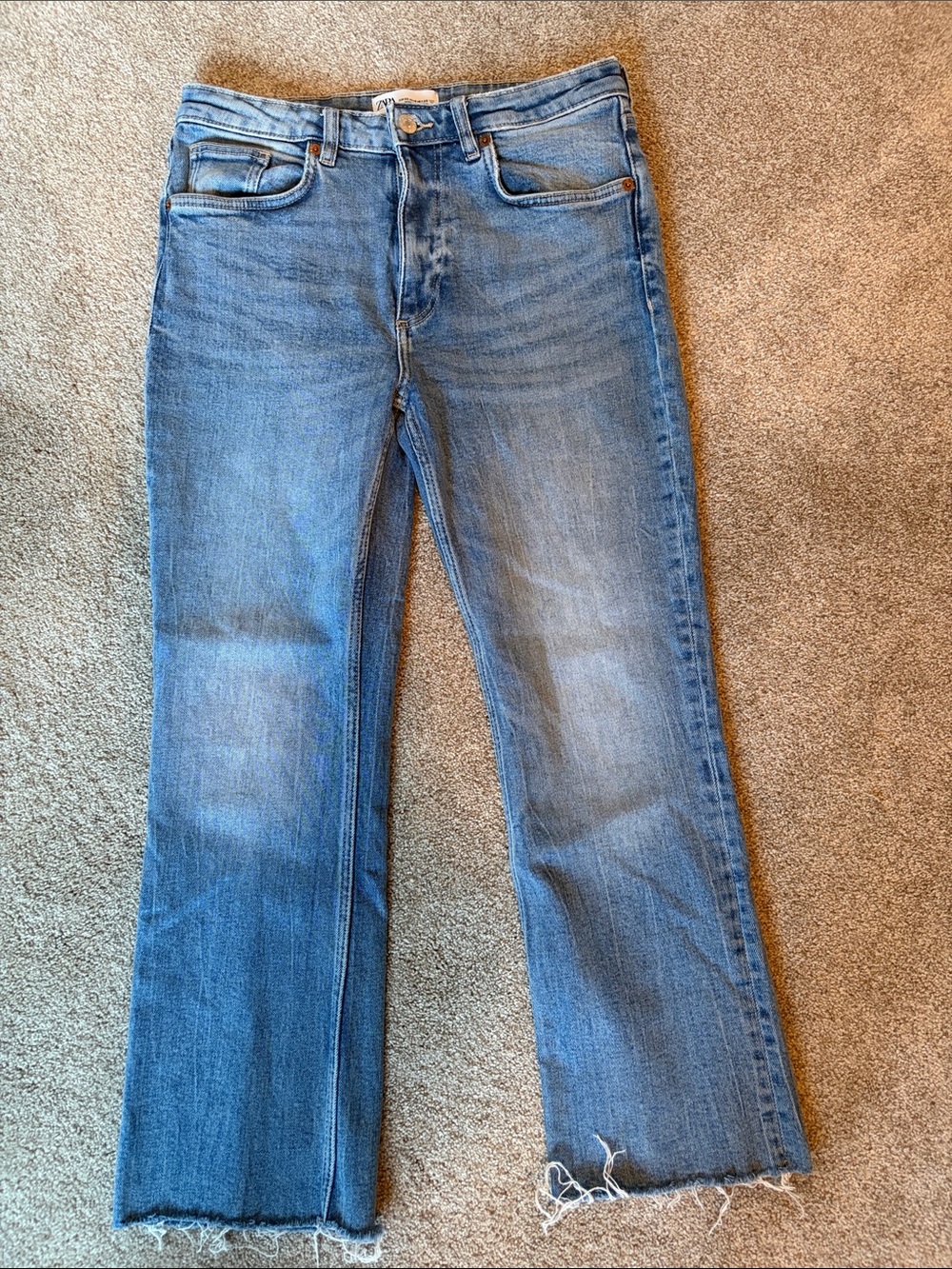 Zara Women’s Blue Denim Straight Cropped Jeans